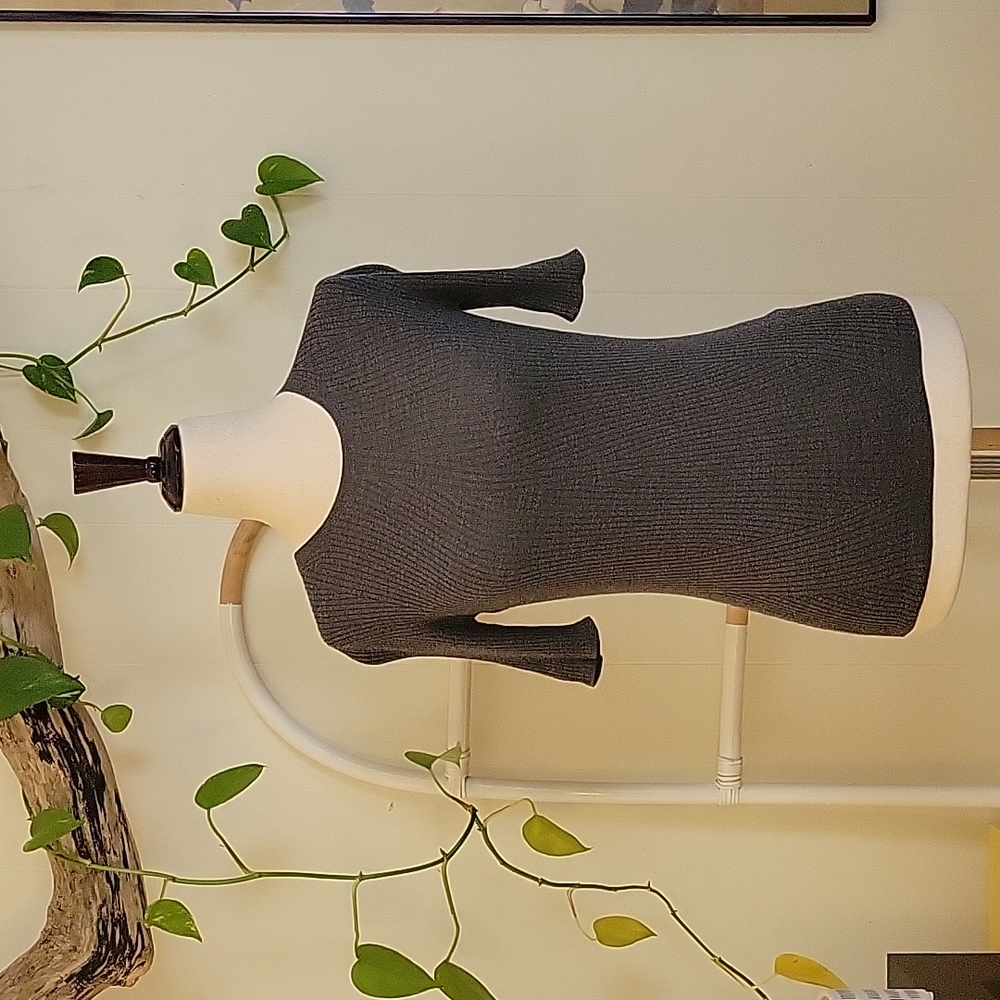THEORY sweater